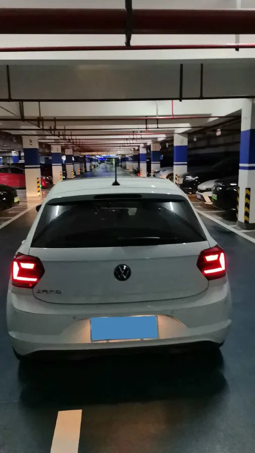 2023 Volkswagen Polo 1.5L 110HP L4 6AT,autocango,china used car exporter,china ev exporter,chinese used car exporter,chinese used ev exporter