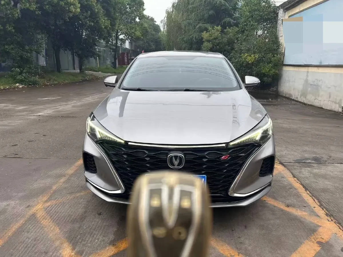2021 ChangAn Eado 1.4T 160HP L4 7DCT,autocango,china used car exporter,china ev exporter,chinese used car exporter,chinese used ev exporter