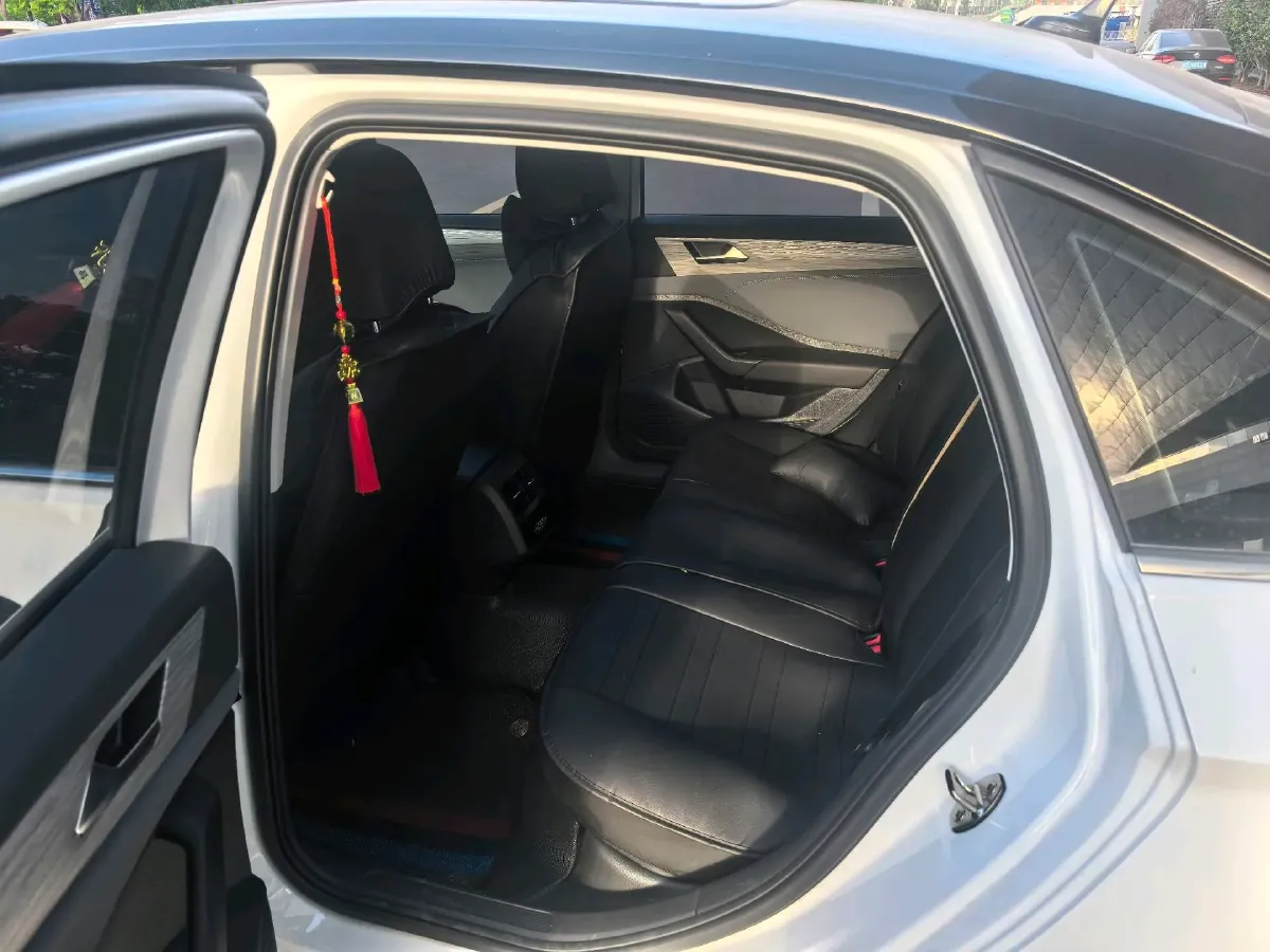 2025 Volkswagen Sagitar 1.5T 160HP L4 7DCT,autocango,china used car exporter,china ev exporter,chinese used car exporter,chinese used ev exporter