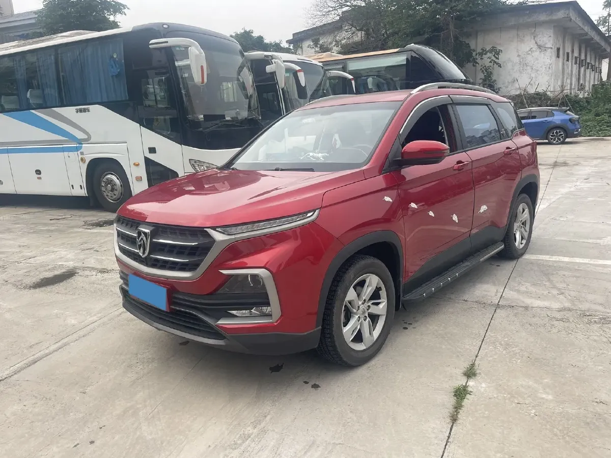 2018 BaoJun 530 1.5T 150HP L4 6MT,autocango,china used car exporter,china ev exporter,chinese used car exporter,chinese used ev exporter
