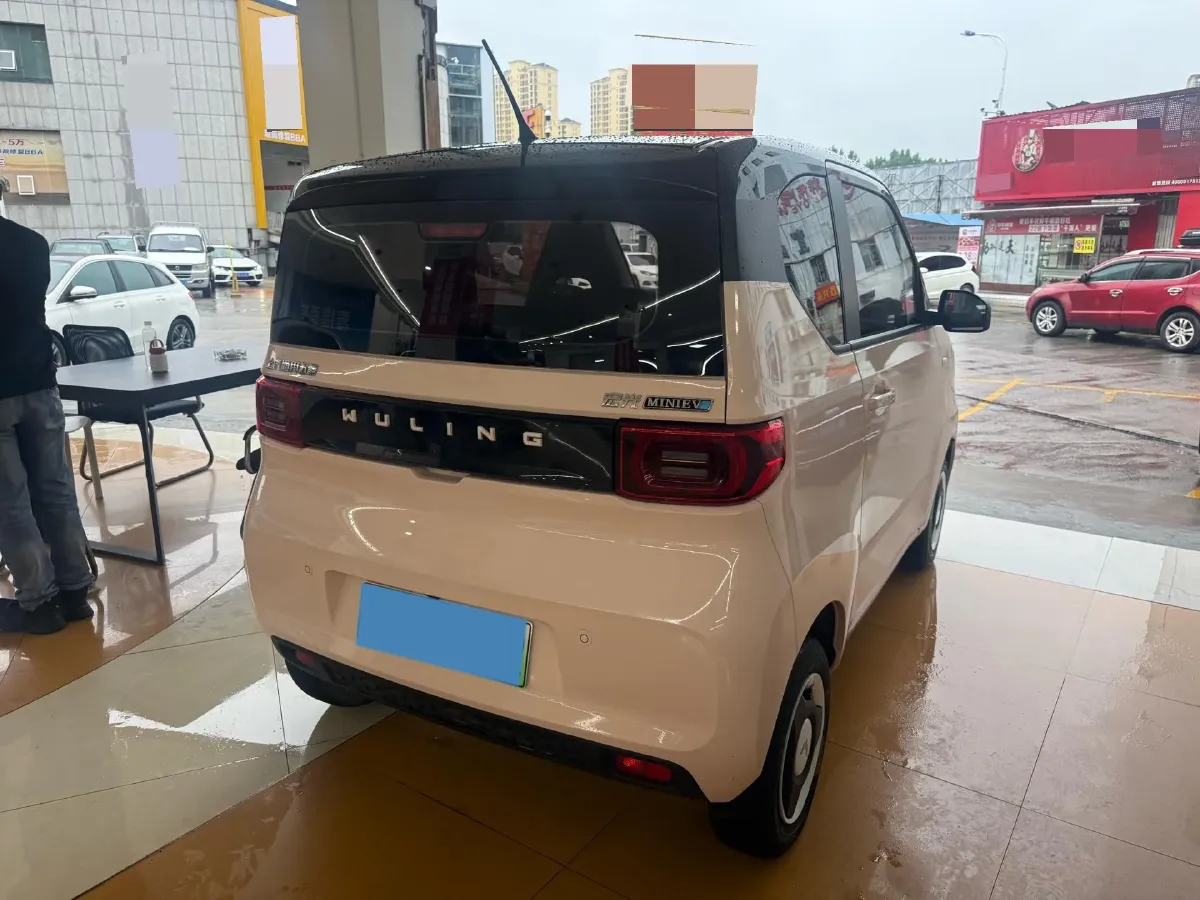 2020 WuLing HongGuang MINI EV BEV 13.8KWH,autocango,china used car exporter,china ev exporter,chinese used car exporter,chinese used ev exporter