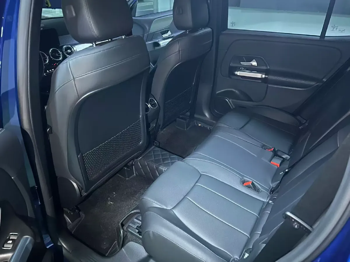 2021 Mercedes-Benz GLB Class 1.3T 163HP L4 7DCT,autocango,china used car exporter,china ev exporter,chinese used car exporter,chinese used ev exporter