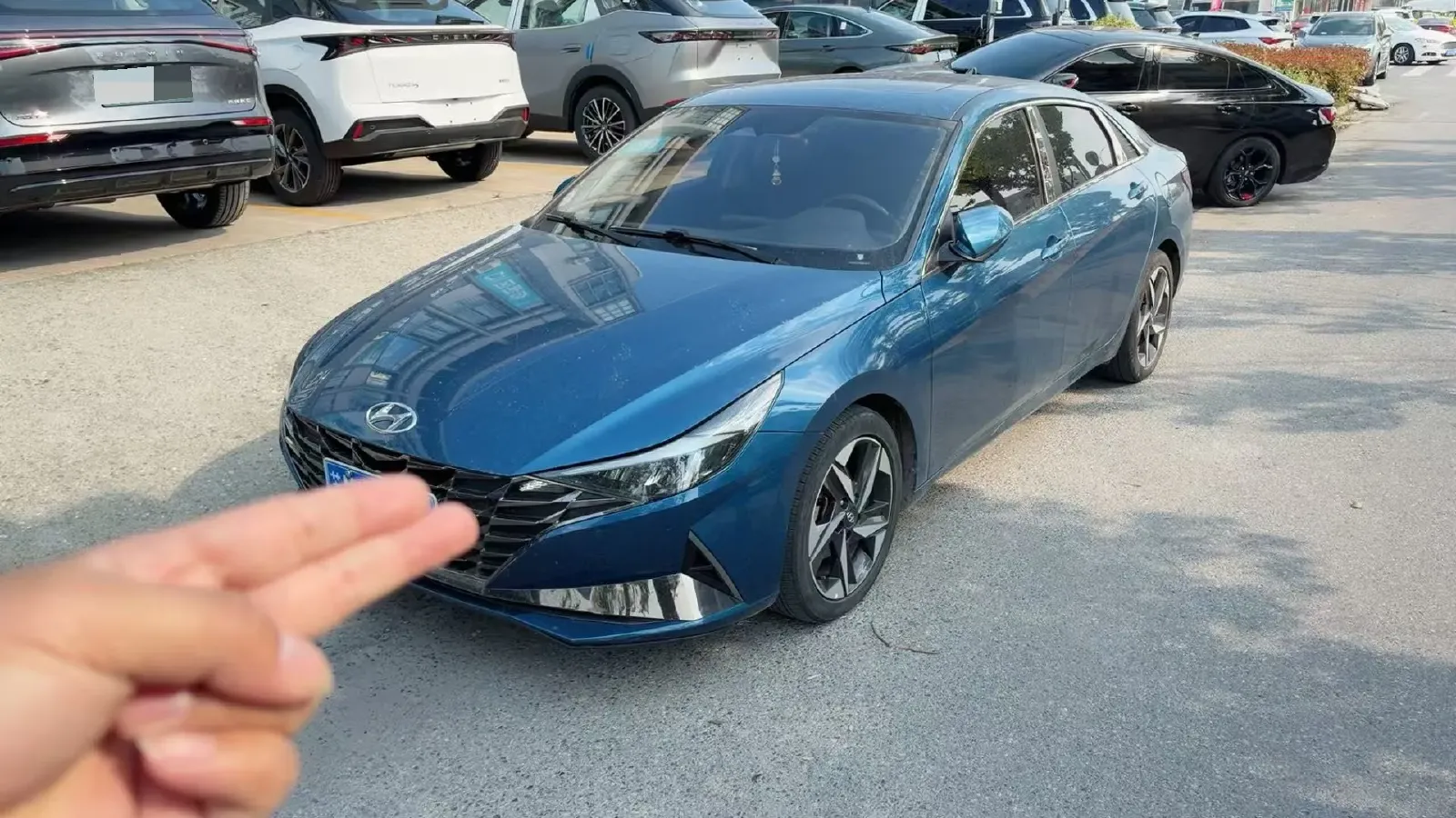 2023 Hyundai Elantra 1.5L 115HP L4 CVT,autocango,china used car exporter,china ev exporter,chinese used car exporter,chinese used ev exporter
