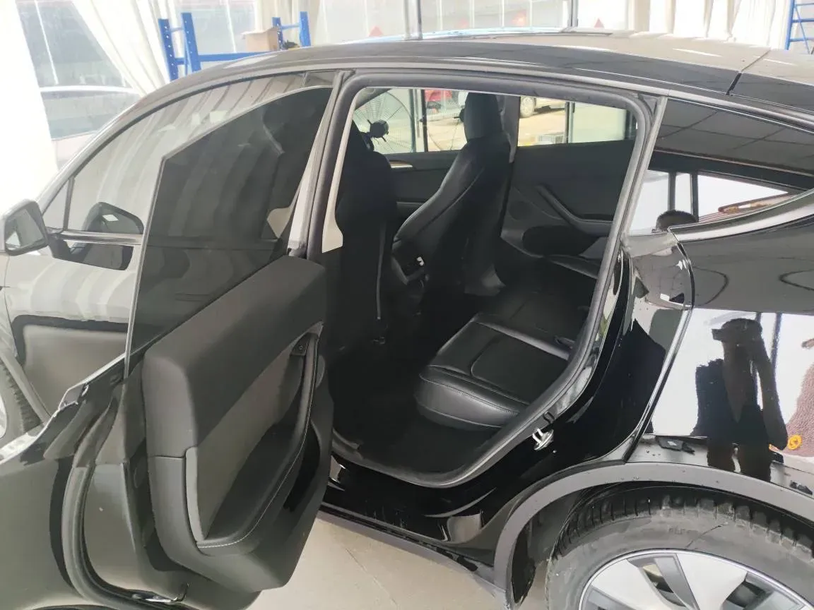2022 Tesla Model Y BEV 60KWH,autocango,china used car exporter,china ev exporter,chinese used car exporter,chinese used ev exporter