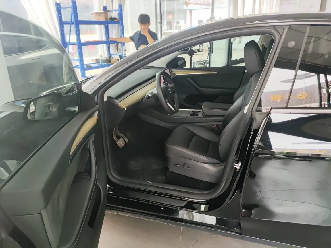 2022 Tesla Model Y BEV 60KWH,autocango,china used car exporter,china ev exporter,chinese used car exporter,chinese used ev exporter