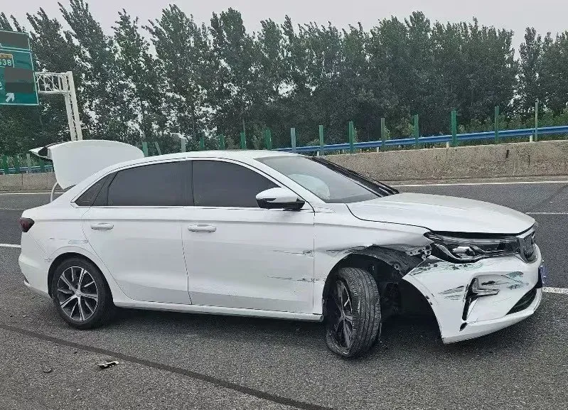2022 Geely Emgrand 1.5L 114HP L4 CVT,autocango,china used car exporter,china ev exporter,chinese used car exporter,chinese used ev exporter