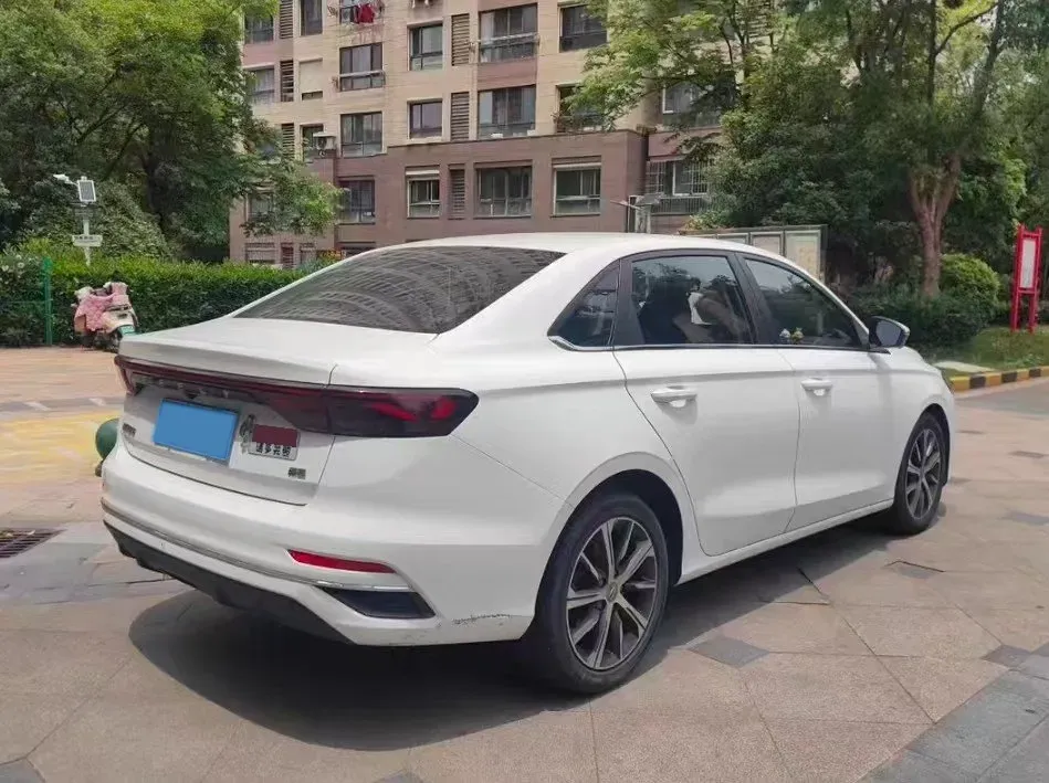2022 Geely Emgrand 1.5L 114HP L4 CVT,autocango,china used car exporter,china ev exporter,chinese used car exporter,chinese used ev exporter