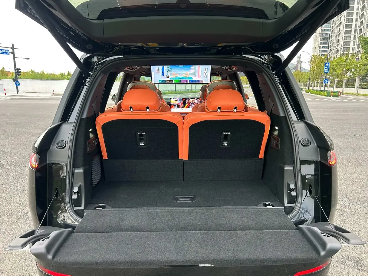 2025 LYNK&CO 900 1.5T 190HP L4 3DHT PHEV 43.3KWH,autocango,china used car exporter,china ev exporter,chinese used car exporter,chinese used ev exporter