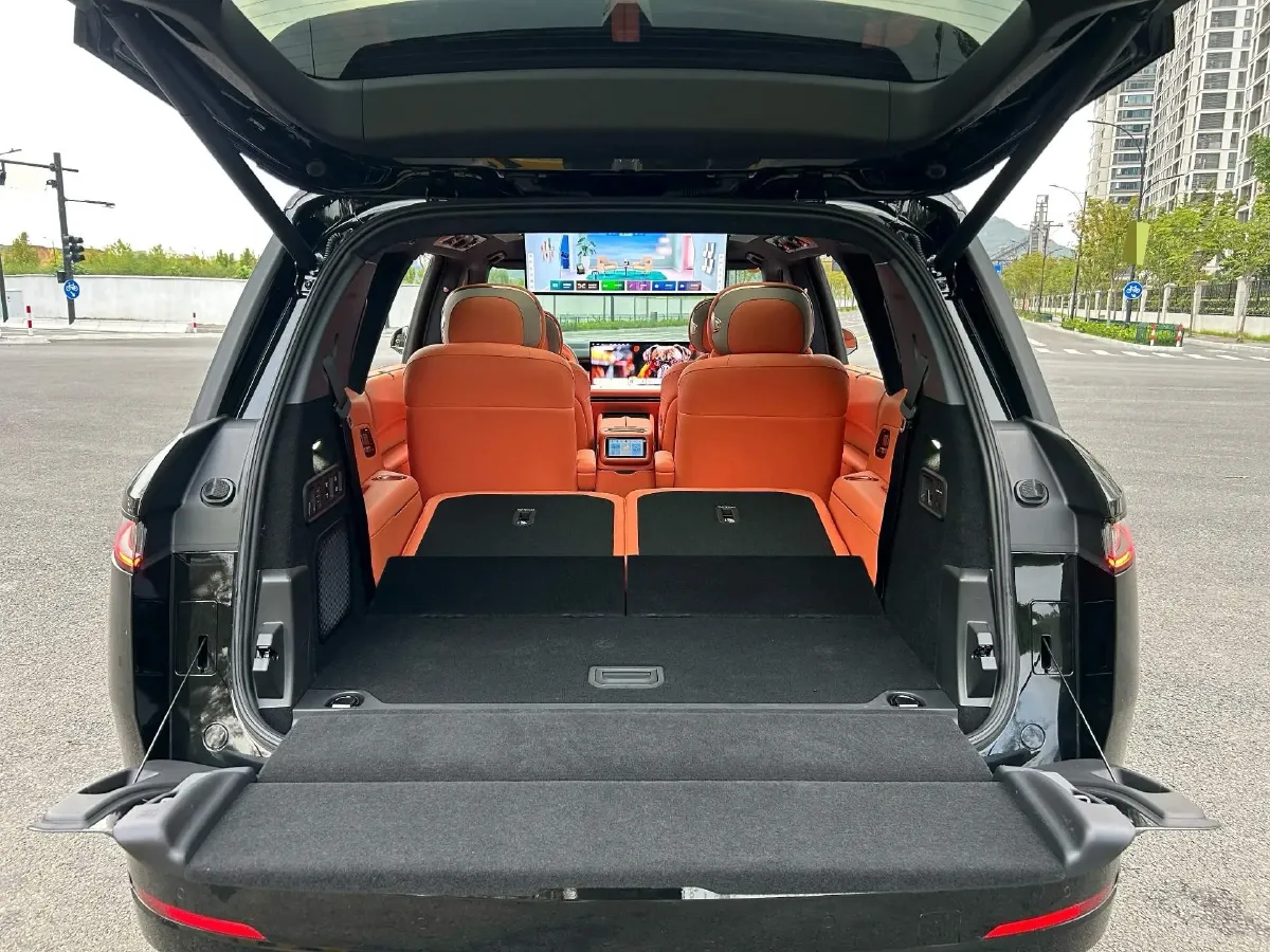 2025 LYNK&CO 900 1.5T 190HP L4 3DHT PHEV 43.3KWH,autocango,china used car exporter,china ev exporter,chinese used car exporter,chinese used ev exporter