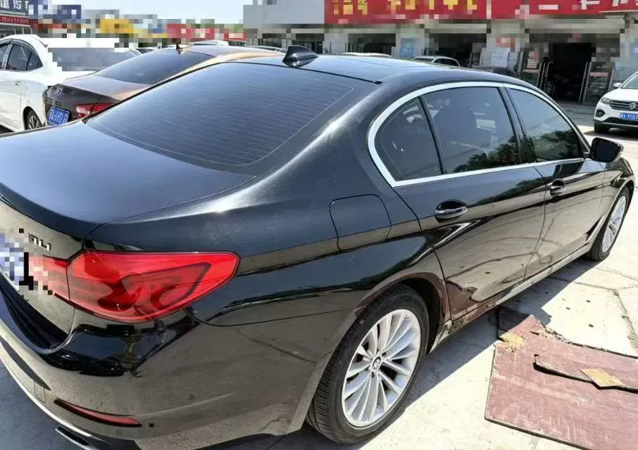 2020 BMW 5 Series 2.0T 252HP L4 8AT,autocango,china used car exporter,china ev exporter,chinese used car exporter,chinese used ev exporter