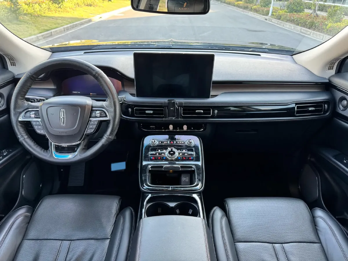 2021 Lincoln Nautilus 2.7T 322HP V6 8AT,autocango,china used car exporter,china ev exporter,chinese used car exporter,chinese used ev exporter