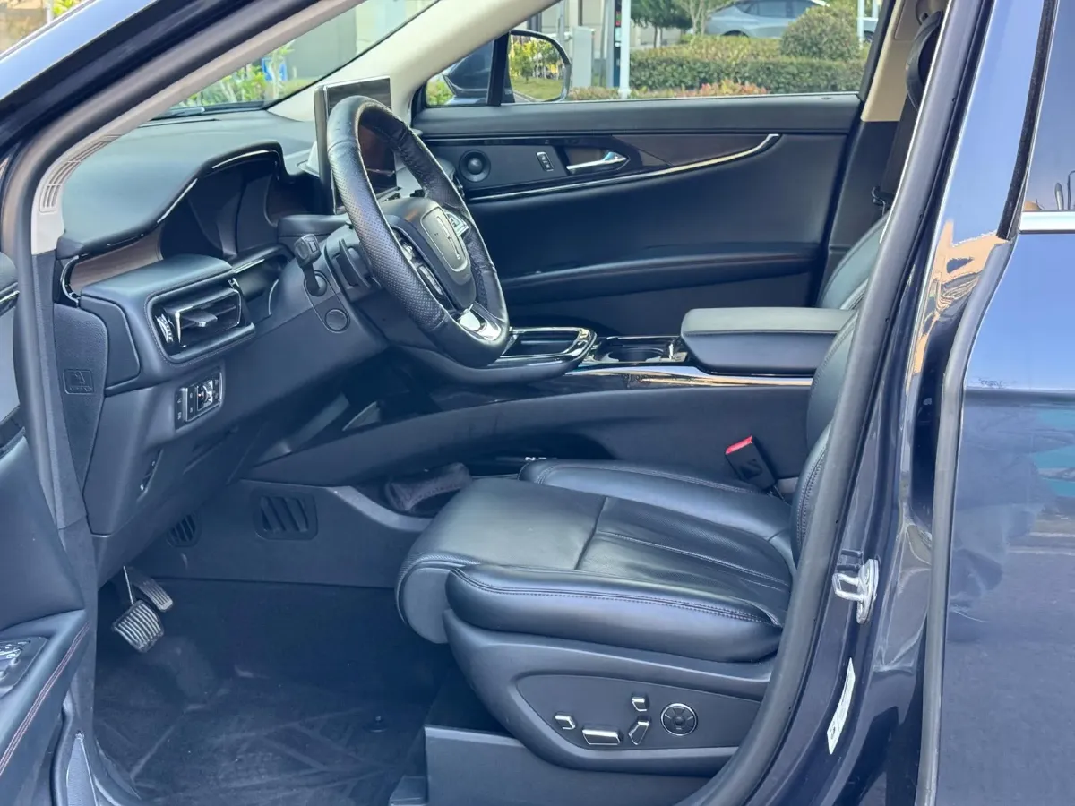 2021 Lincoln Nautilus 2.7T 322HP V6 8AT,autocango,china used car exporter,china ev exporter,chinese used car exporter,chinese used ev exporter