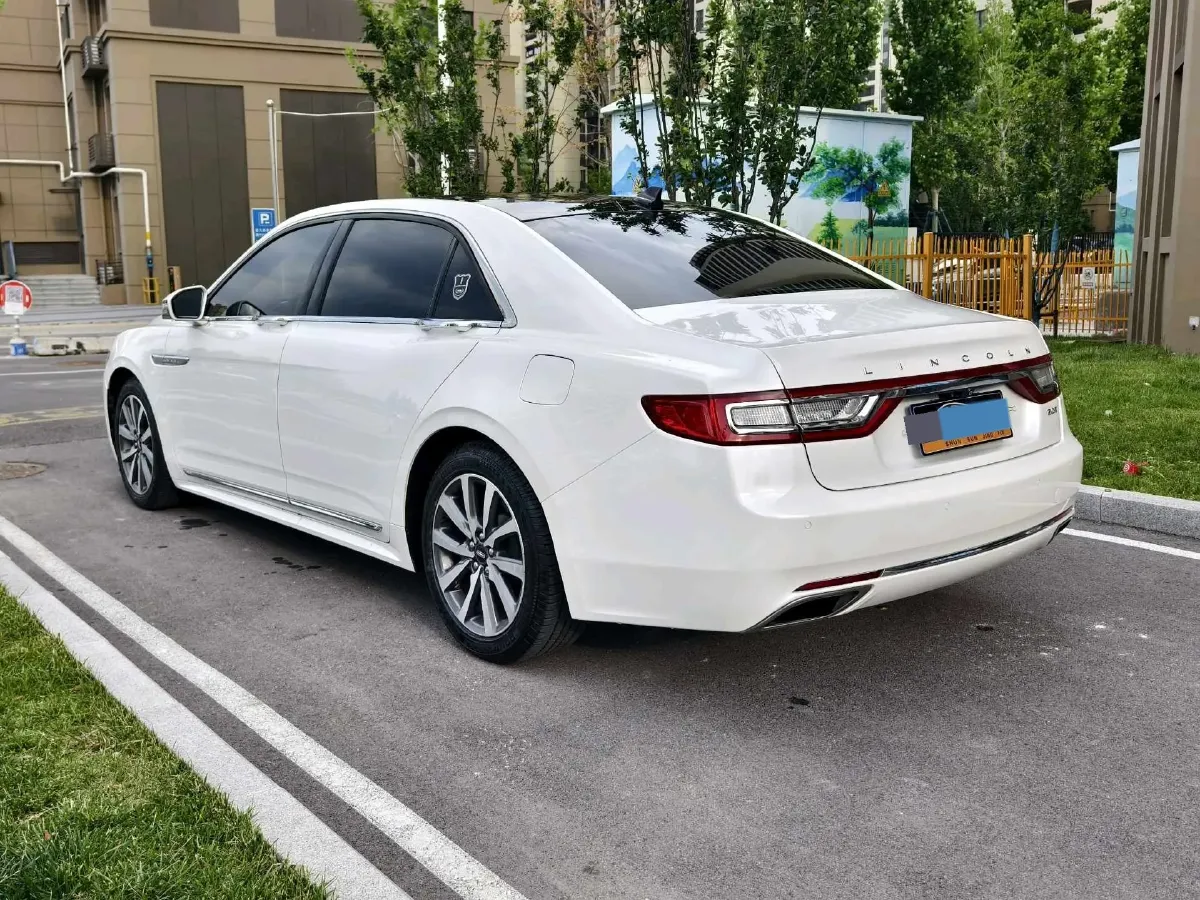 2018 Lincoln Continental 2.0T 261HP L4 6AT,autocango,china used car exporter,china ev exporter,chinese used car exporter,chinese used ev exporter