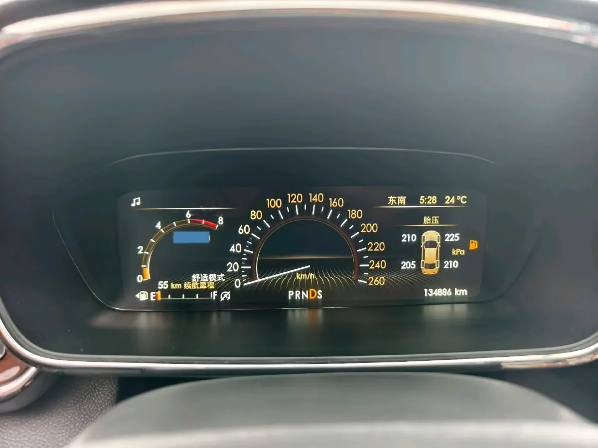 2018 Lincoln Continental 2.0T 261HP L4 6AT,autocango,china used car exporter,china ev exporter,chinese used car exporter,chinese used ev exporter
