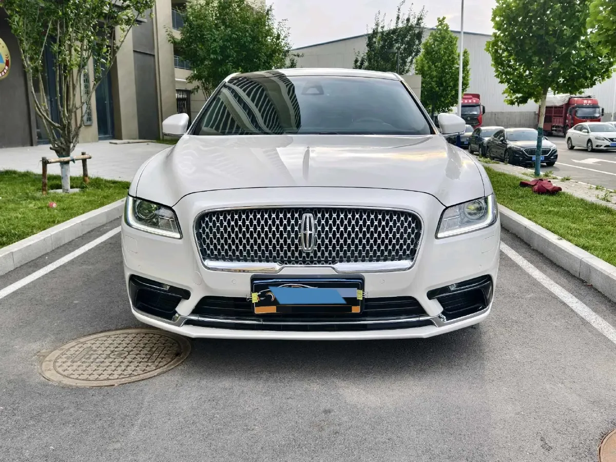 2018 Lincoln Continental 2.0T 261HP L4 6AT,autocango,china used car exporter,china ev exporter,chinese used car exporter,chinese used ev exporter