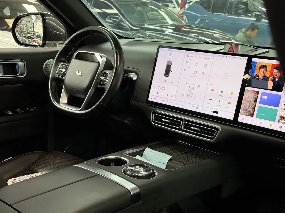 2023 Li L8 Range Extended 154HP REEV 40.9KWH,autocango,china used car exporter,china ev exporter,chinese used car exporter,chinese used ev exporter