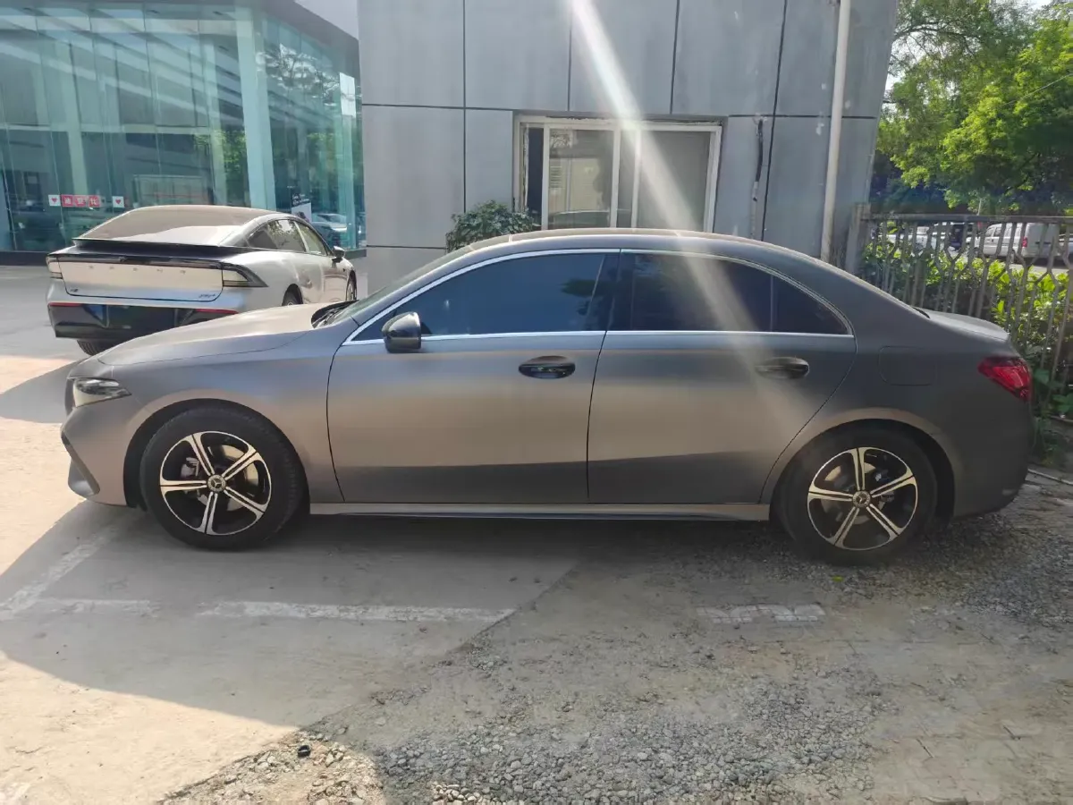 2024 Mercedes-Benz A Class 1.3T 163HP L4 7DCT,autocango,china used car exporter,china ev exporter,chinese used car exporter,chinese used ev exporter
