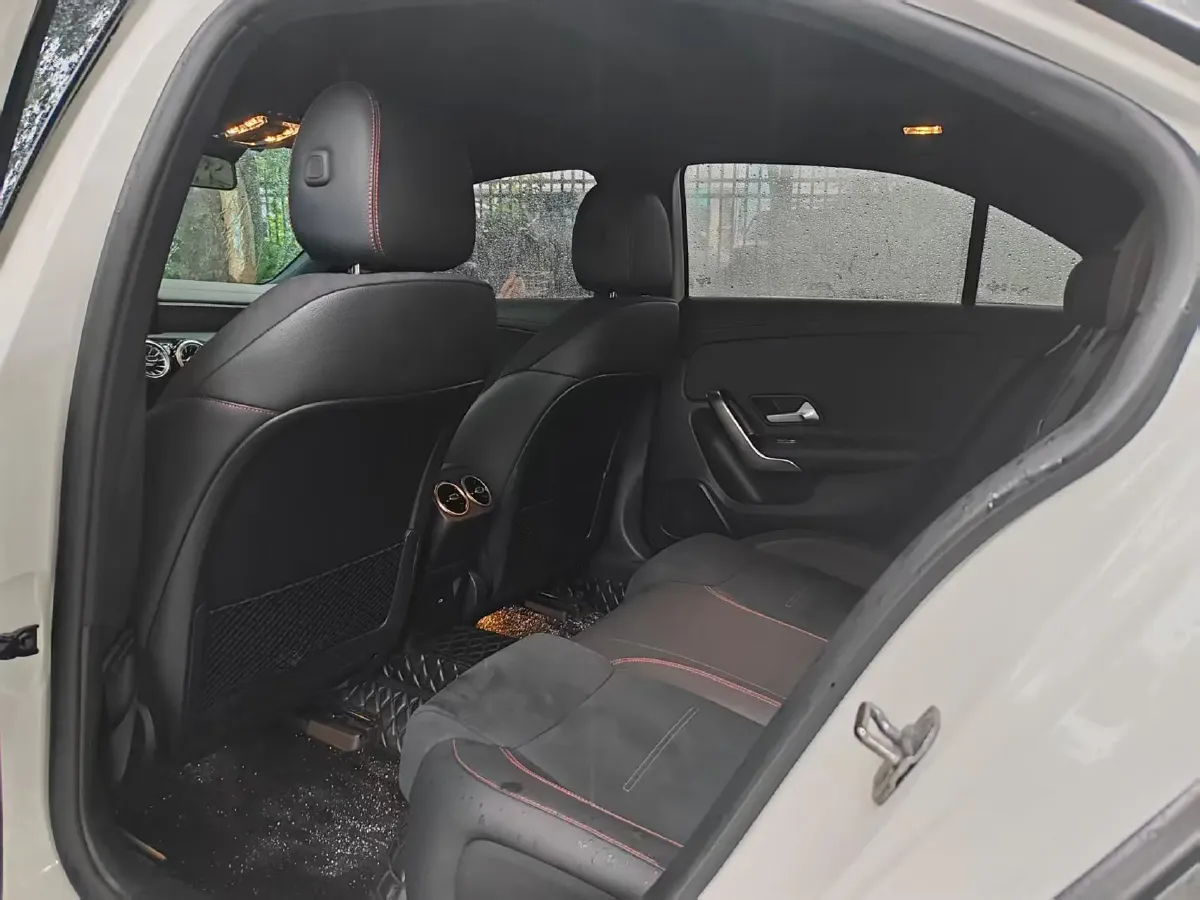 2024 Mercedes-Benz A Class 1.3T 163HP L4 7DCT,autocango,china used car exporter,china ev exporter,chinese used car exporter,chinese used ev exporter