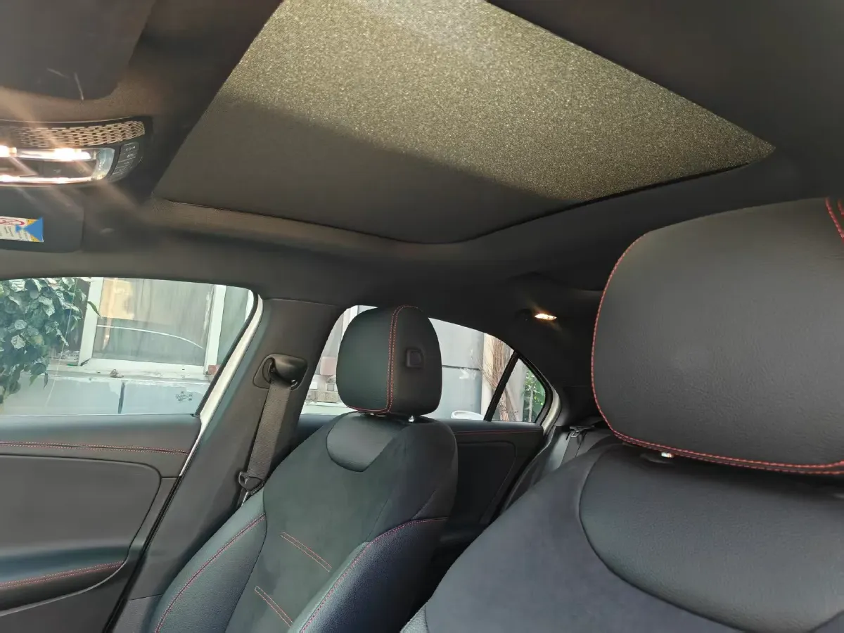 2024 Mercedes-Benz A Class 1.3T 163HP L4 7DCT,autocango,china used car exporter,china ev exporter,chinese used car exporter,chinese used ev exporter