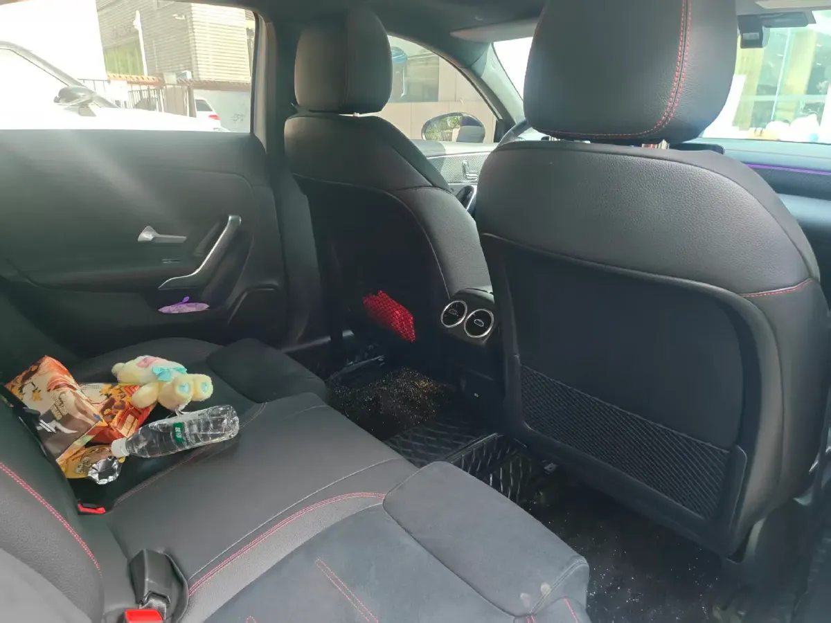 2024 Mercedes-Benz A Class 1.3T 163HP L4 7DCT,autocango,china used car exporter,china ev exporter,chinese used car exporter,chinese used ev exporter