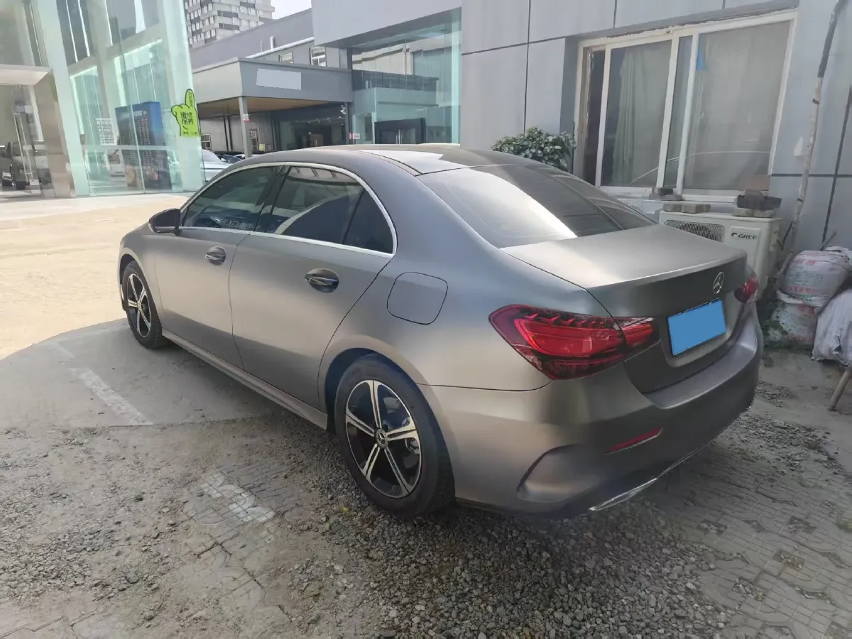 2024 Mercedes-Benz A Class 1.3T 163HP L4 7DCT,autocango,china used car exporter,china ev exporter,chinese used car exporter,chinese used ev exporter