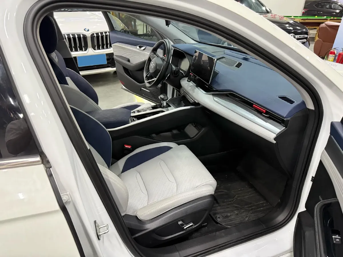 2021 Geely Preface 2.0T 190HP L4 7DCT,autocango,china used car exporter,china ev exporter,chinese used car exporter,chinese used ev exporter