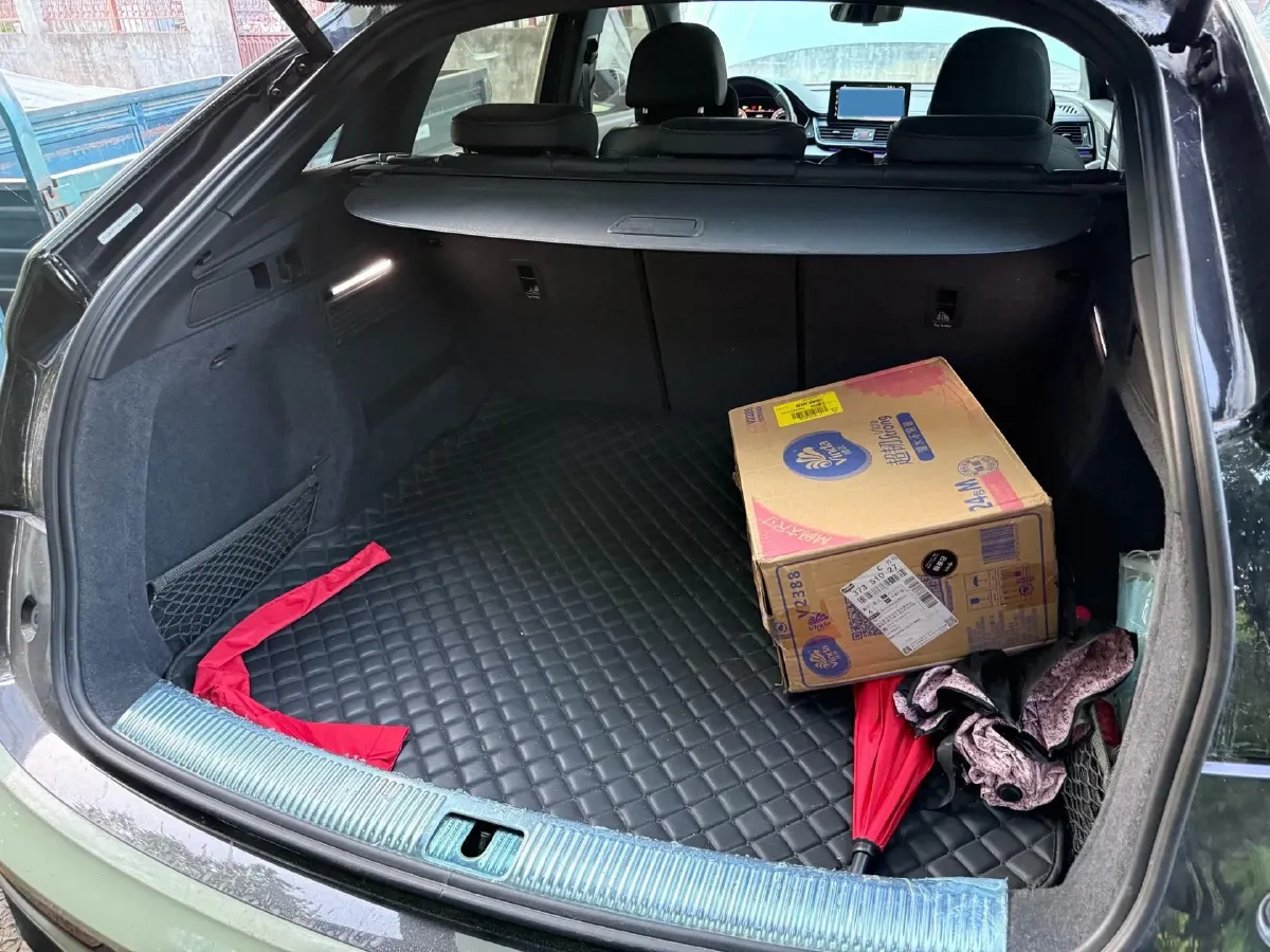 2021 Audi Q5L Sportback 2.0T 252HP L4 7DCT,autocango,china used car exporter,china ev exporter,chinese used car exporter,chinese used ev exporter