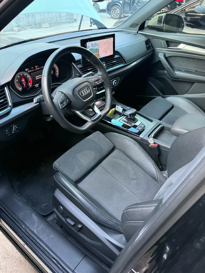 2021 Audi Q5L Sportback 2.0T 252HP L4 7DCT,autocango,china used car exporter,china ev exporter,chinese used car exporter,chinese used ev exporter