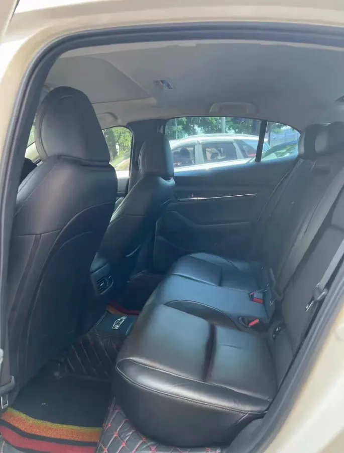 2021 Mazda 3 Axela 2.0L 158HP L4 6AT,autocango,china used car exporter,china ev exporter,chinese used car exporter,chinese used ev exporter