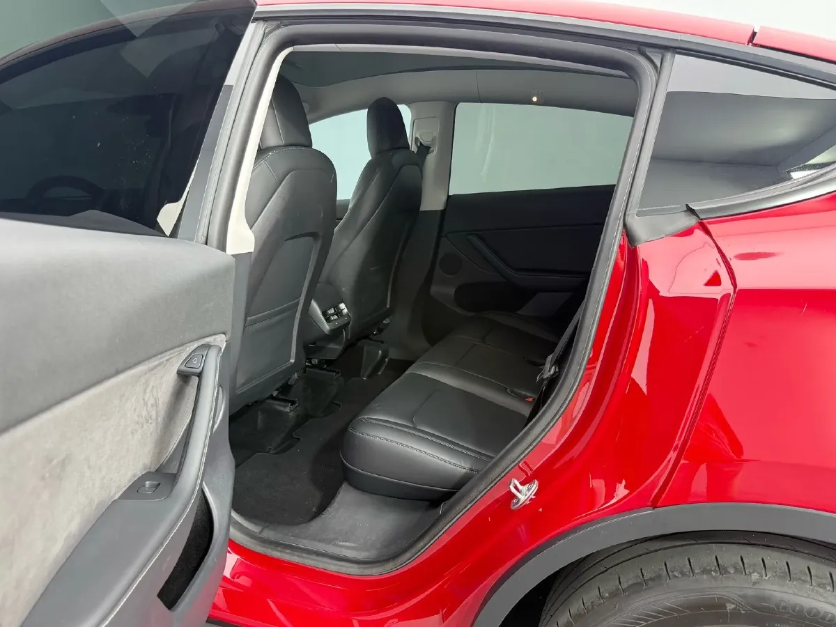 2022 Tesla Model Y BEV 60KWH,autocango,china used car exporter,china ev exporter,chinese used car exporter,chinese used ev exporter