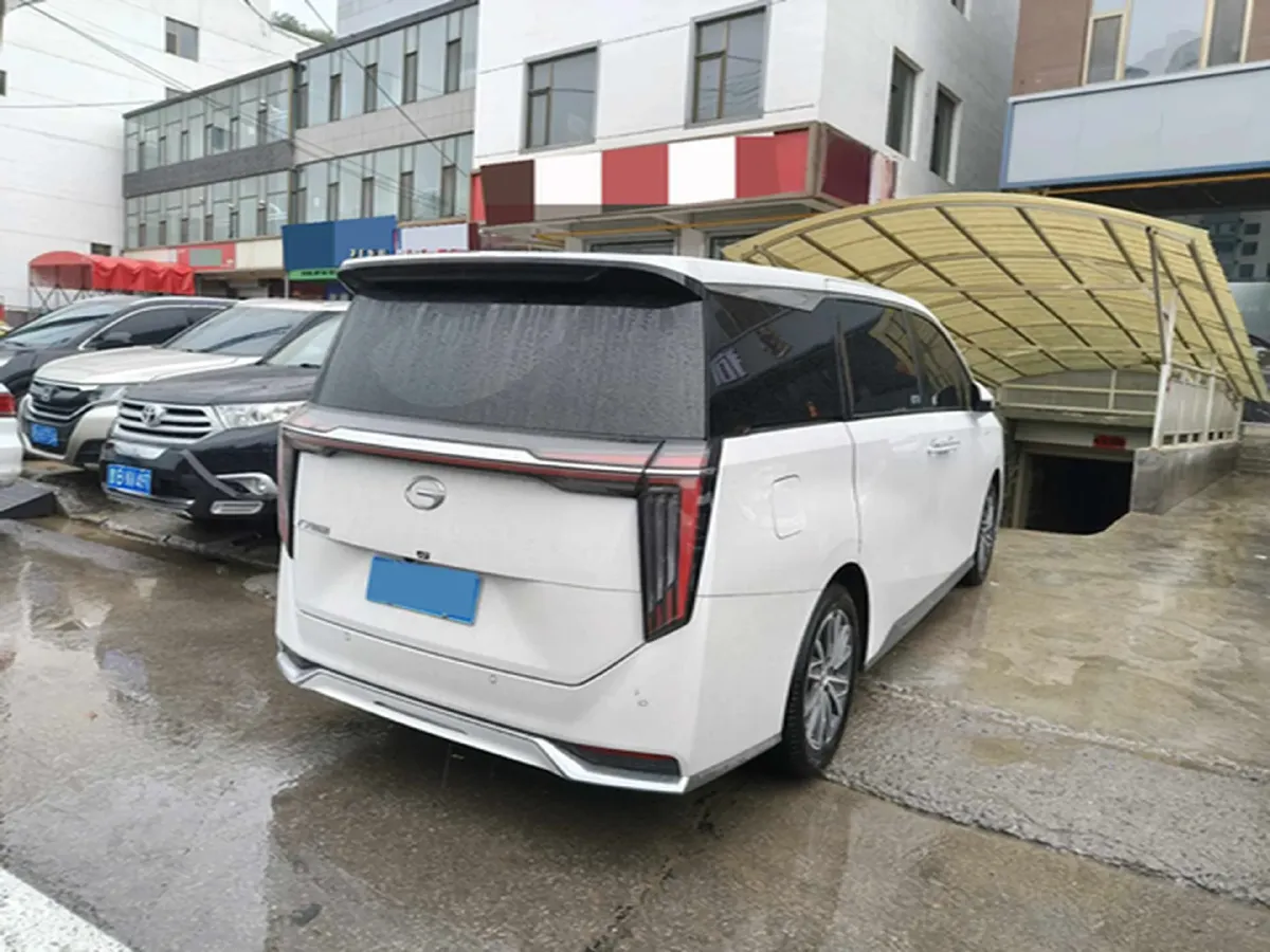 2024 GAC Trumpchi M8 2.0T 252HP L4 8AT,autocango,china used car exporter,china ev exporter,chinese used car exporter,chinese used ev exporter