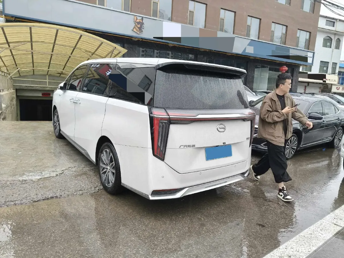 2024 GAC Trumpchi M8 2.0T 252HP L4 8AT,autocango,china used car exporter,china ev exporter,chinese used car exporter,chinese used ev exporter