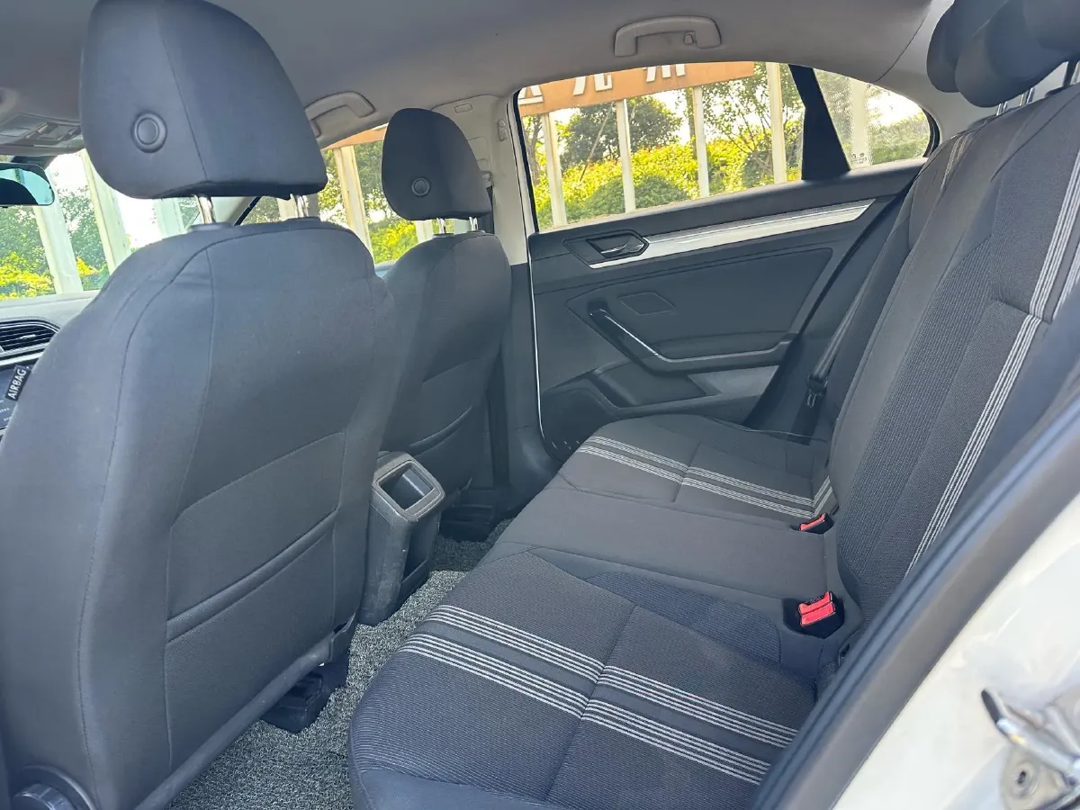 2017 Volkswagen Lamando 1.4T 131HP L4 7DCT,autocango,china used car exporter,china ev exporter,chinese used car exporter,chinese used ev exporter