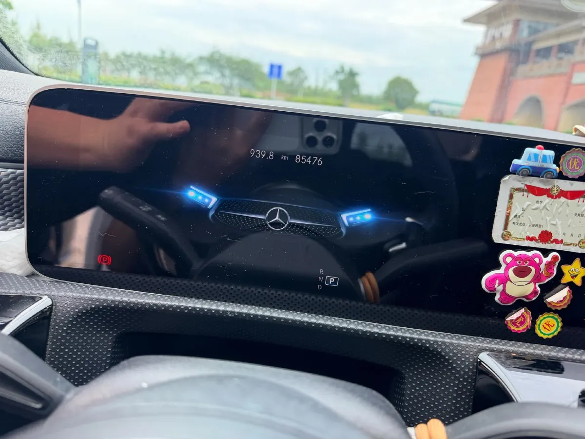 2020 Mercedes-Benz A Class 1.3T 163HP L4 7DCT,autocango,china used car exporter,china ev exporter,chinese used car exporter,chinese used ev exporter