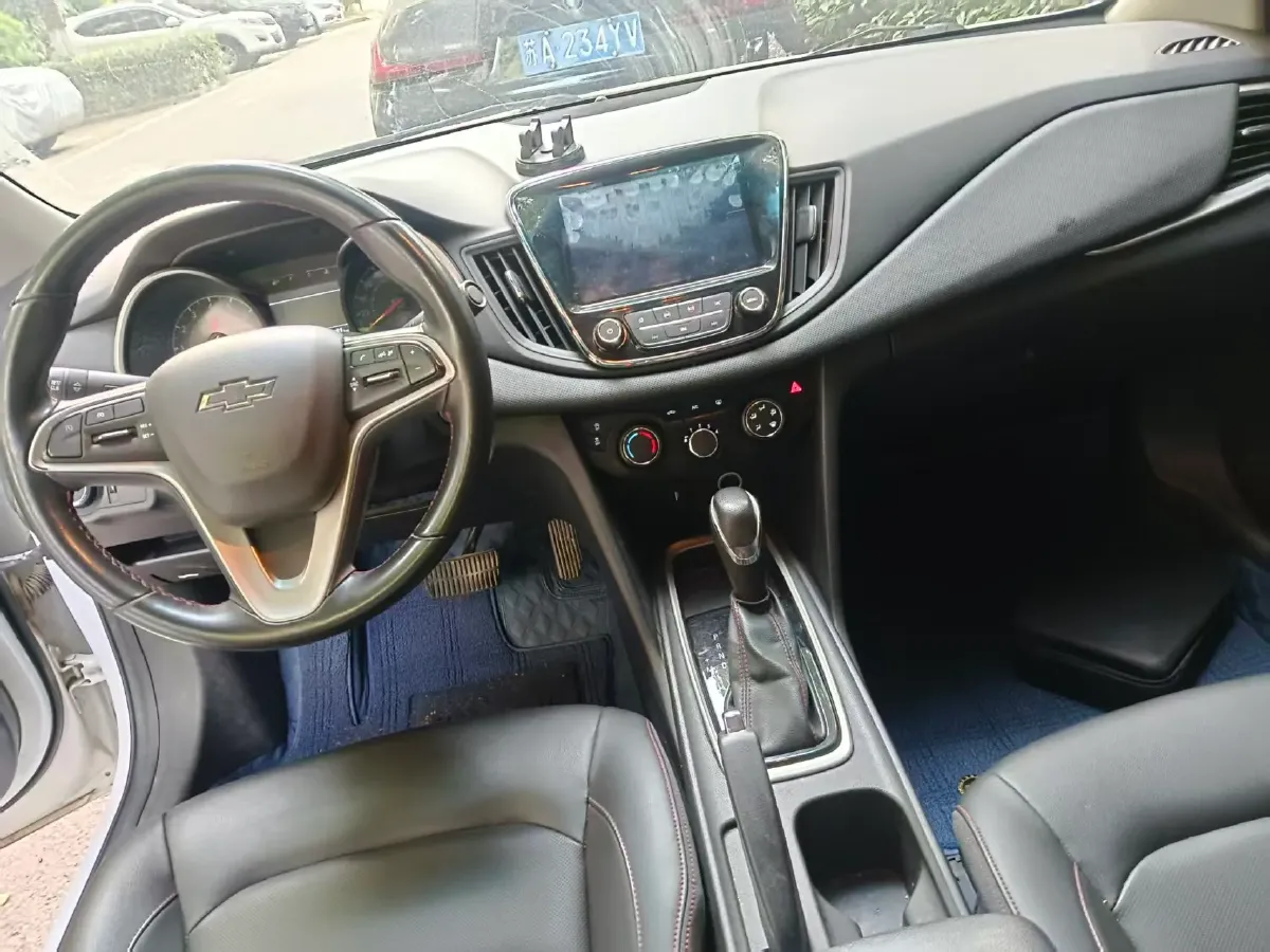 2020 Chevrolet Monza 1.0T 125HP L3 6DCT,autocango,china used car exporter,china ev exporter,chinese used car exporter,chinese used ev exporter