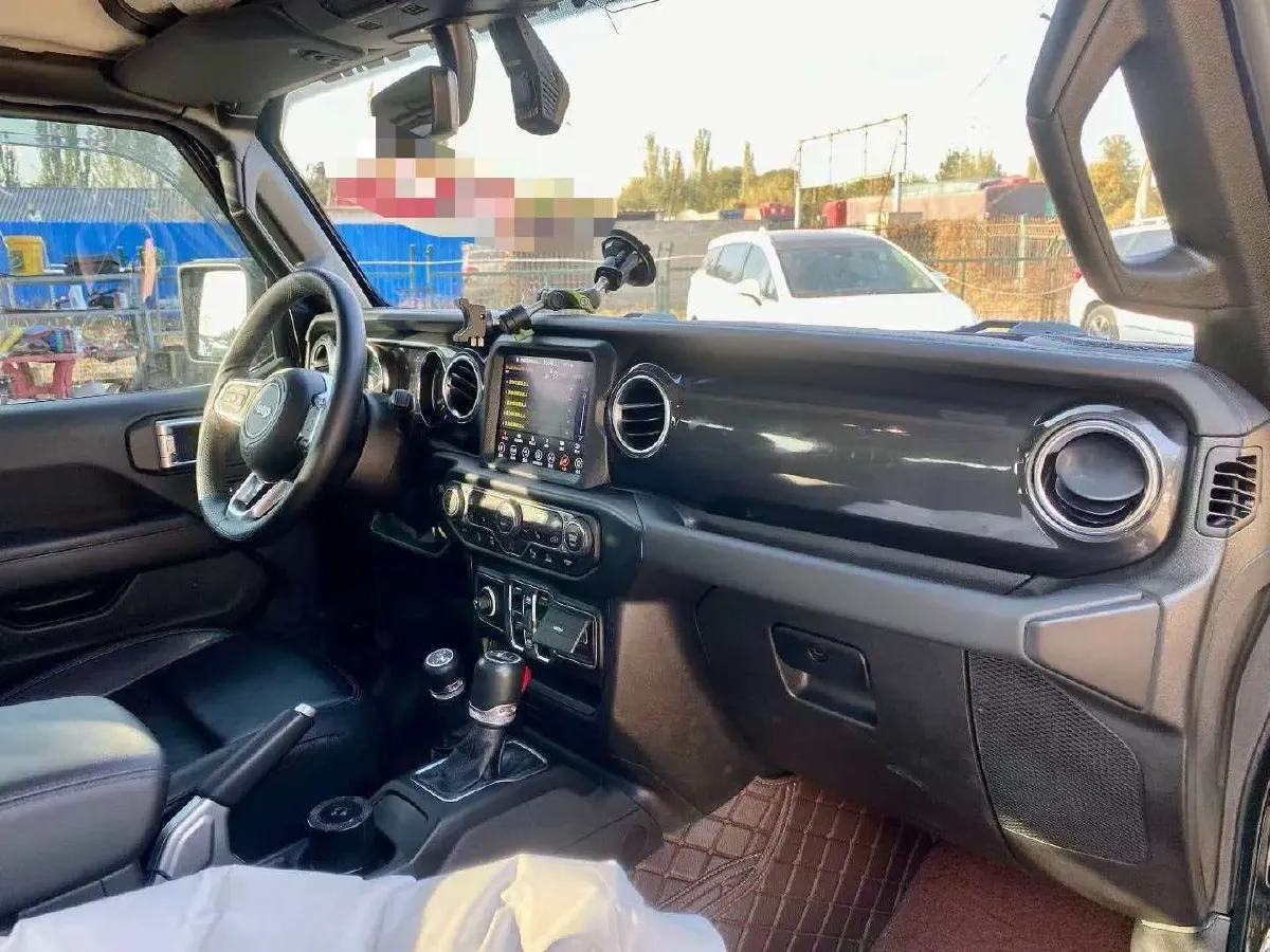 2021 Jeep Wrangler 2.0T 266HP L4 8AT,autocango,china used car exporter,china ev exporter,chinese used car exporter,chinese used ev exporter