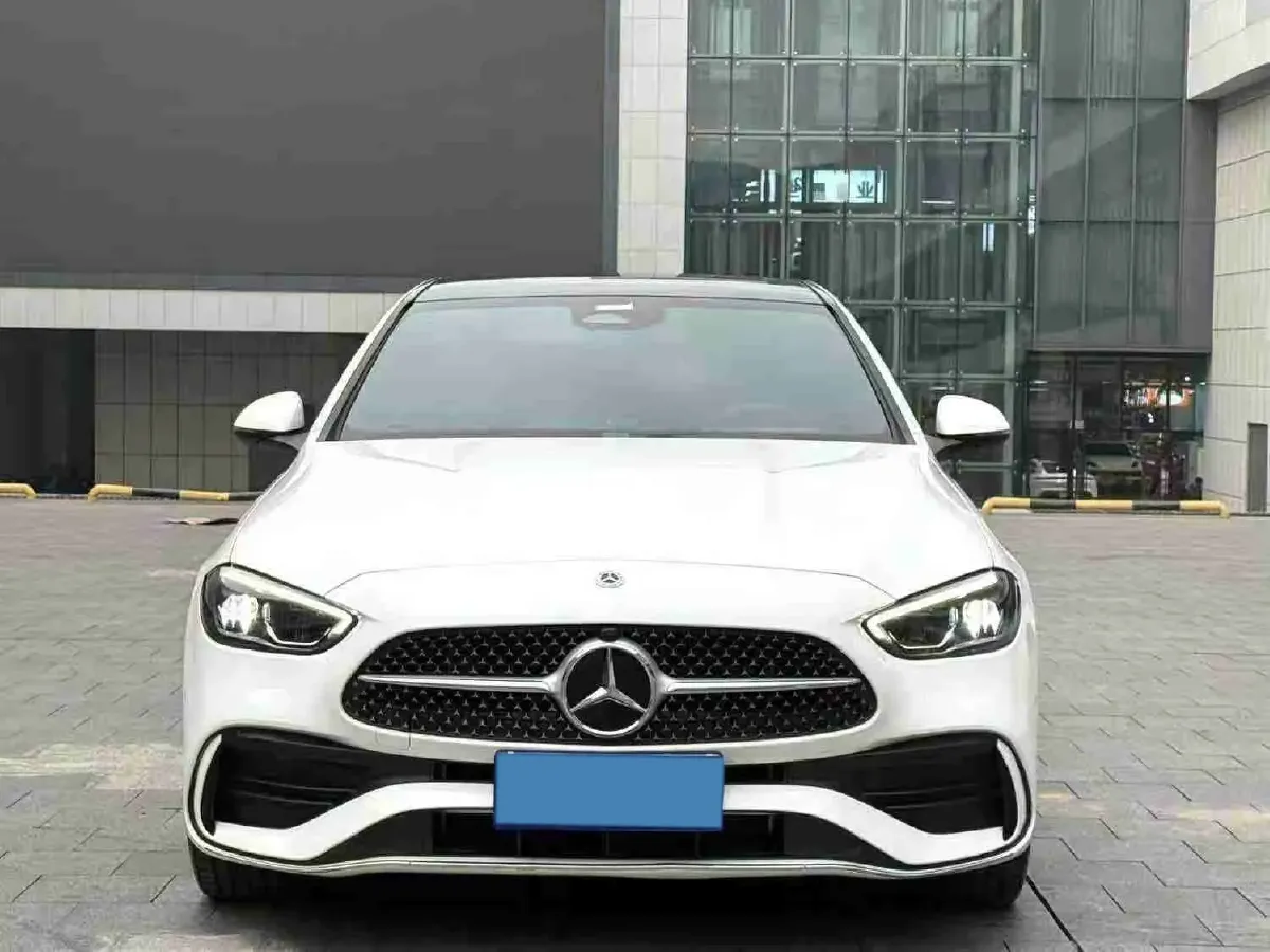 2025 Mercedes-Benz C Class 1.5T 204HP L4 9AT,autocango,china used car exporter,china ev exporter,chinese used car exporter,chinese used ev exporter