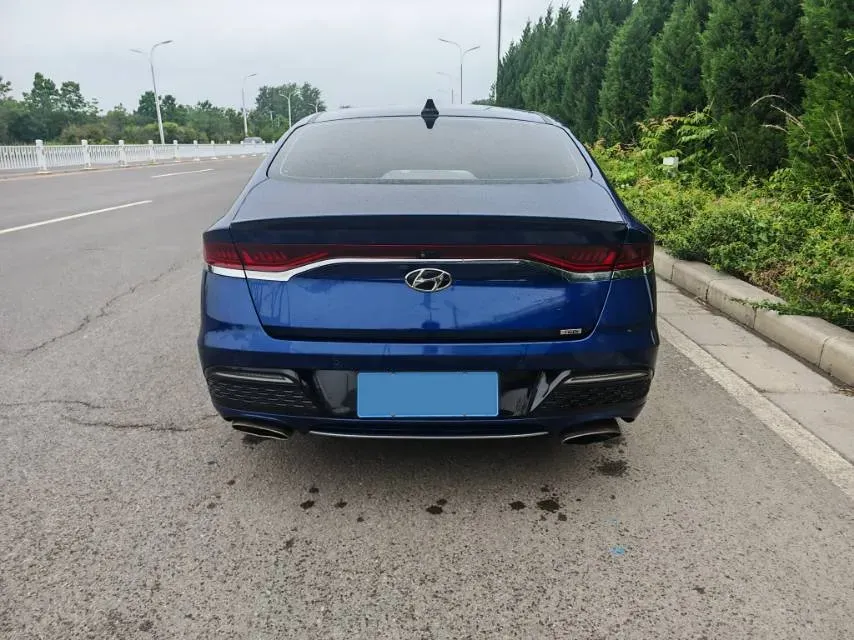 2019 Hyundai La Festa 1.6T 204HP L4 7DCT,autocango,china used car exporter,china ev exporter,chinese used car exporter,chinese used ev exporter