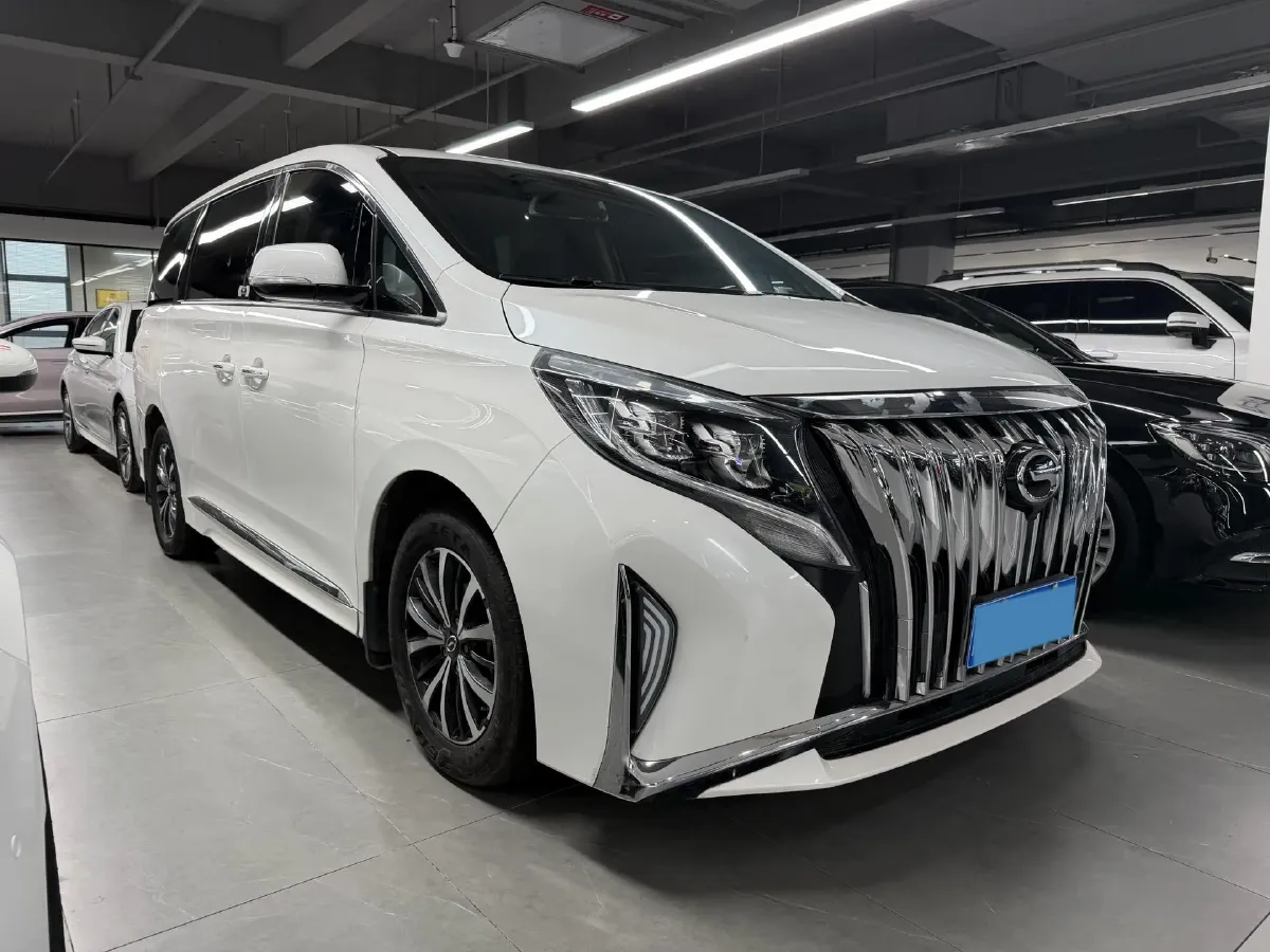 2021 GAC Trumpchi M8 2.0T 252HP L4 8AT,autocango,china used car exporter,china ev exporter,chinese used car exporter,chinese used ev exporter