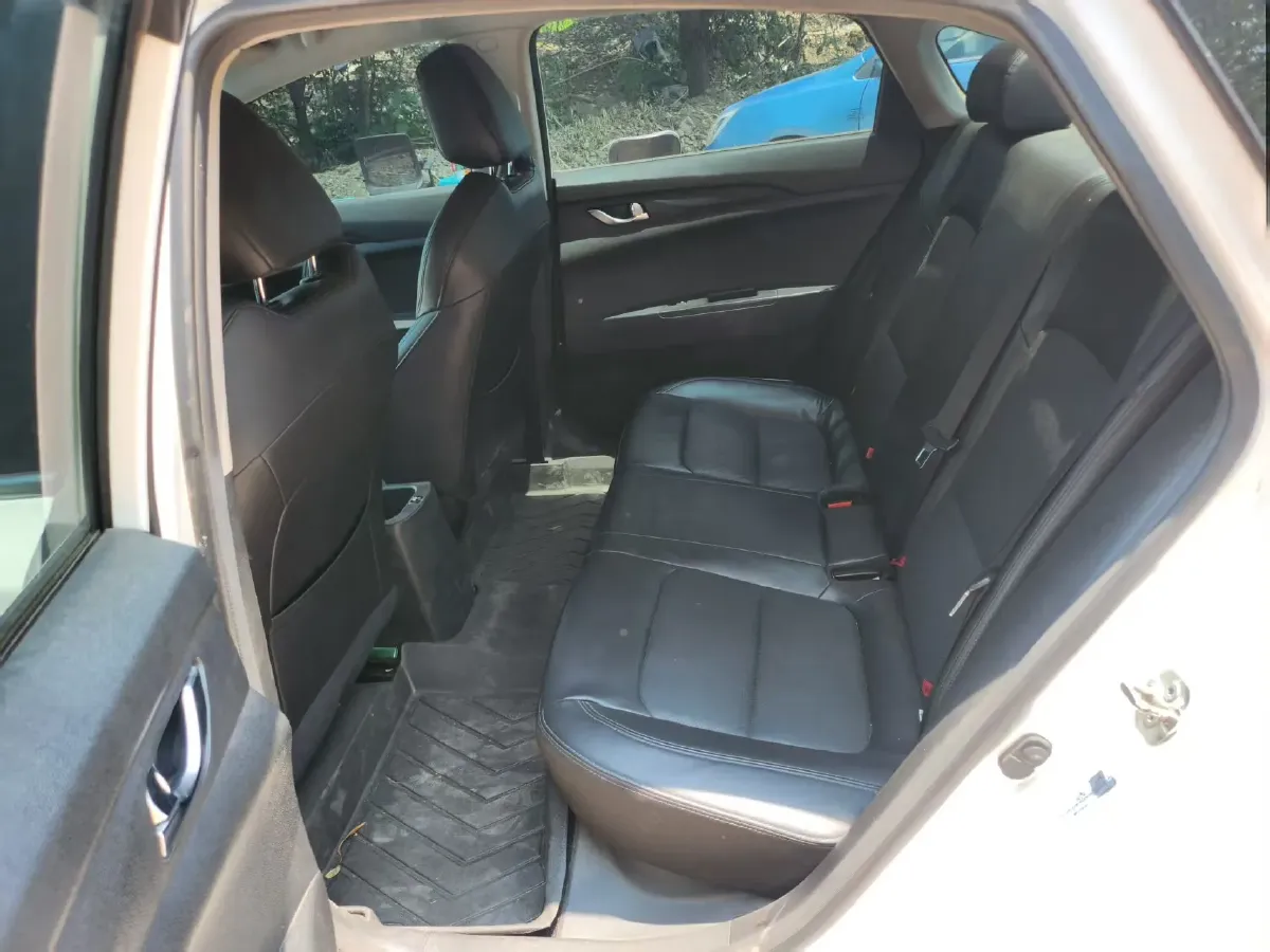 2022 ChangAn Eado BEV 47.78KWH,autocango,china used car exporter,china ev exporter,chinese used car exporter,chinese used ev exporter