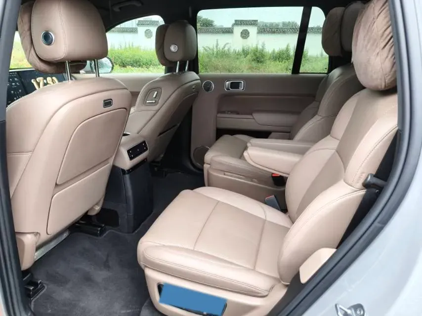 2025 Li L9 Range Extended 154HP REEV,autocango,china used car exporter,china ev exporter,chinese used car exporter,chinese used ev exporter