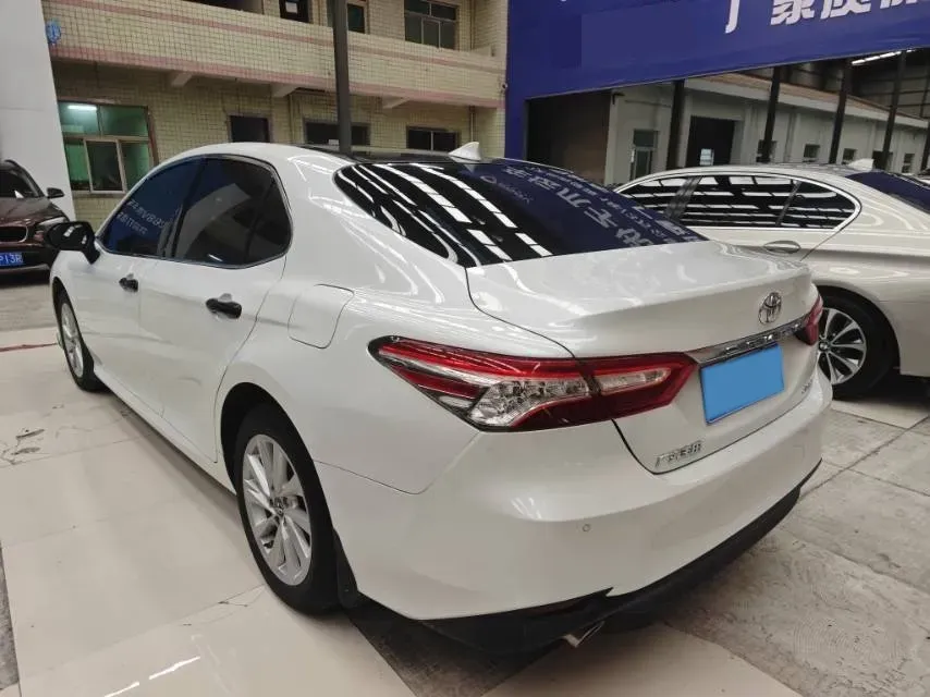 2021 Toyota Camry 2.0L 178HP L4 CVT,autocango,china used car exporter,china ev exporter,chinese used car exporter,chinese used ev exporter
