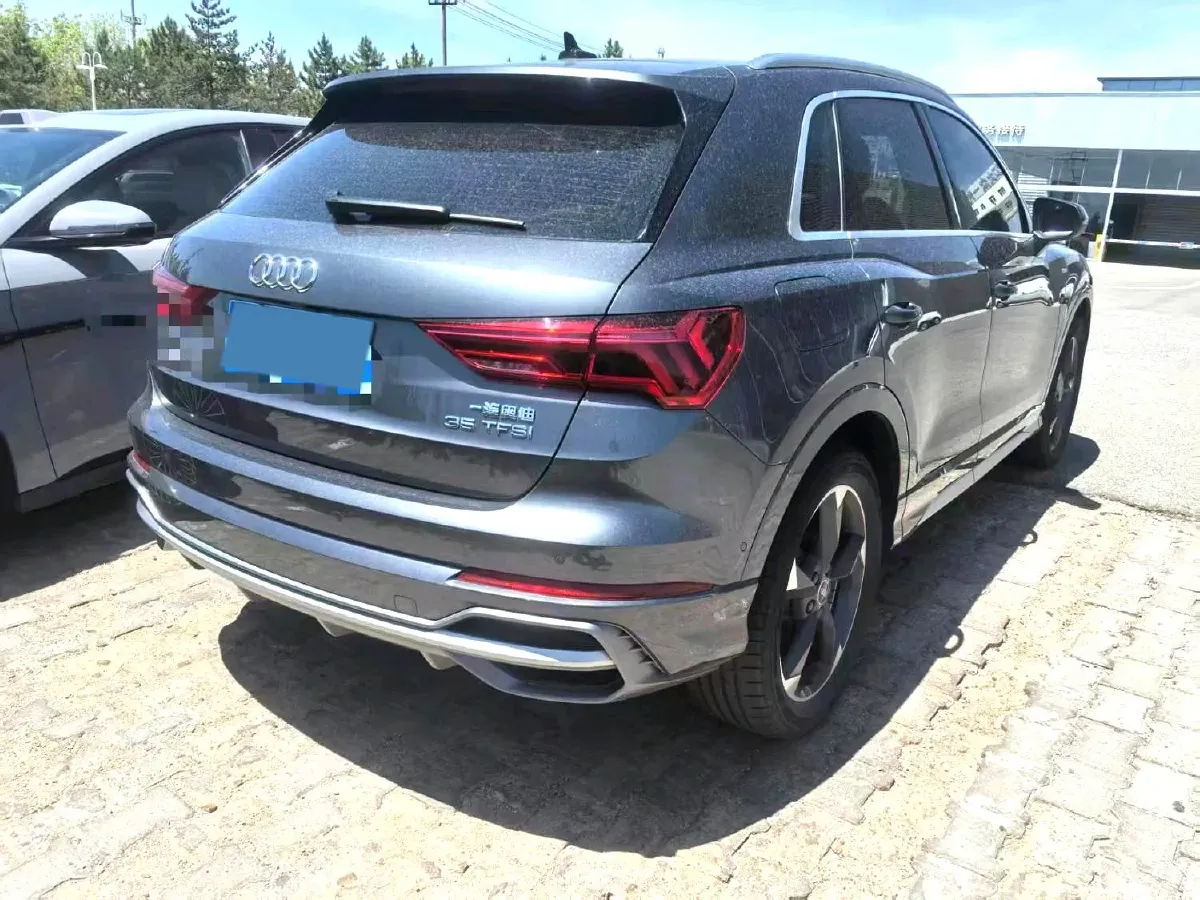 2023 Audi Q3 1.4T 150HP L4 7DCT,autocango,china used car exporter,china ev exporter,chinese used car exporter,chinese used ev exporter