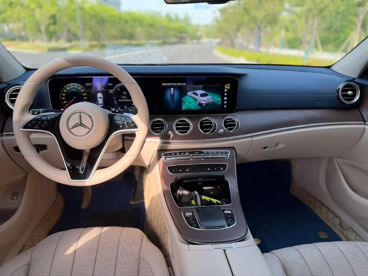 2021 Mercedes-Benz E Class 2.0T 258HP L4 9AT,autocango,china used car exporter,china ev exporter,chinese used car exporter,chinese used ev exporter