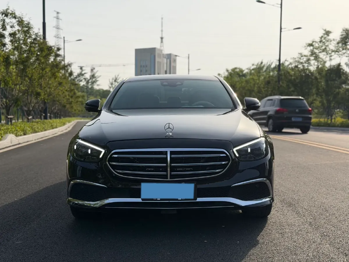 2021 Mercedes-Benz E Class 2.0T 258HP L4 9AT,autocango,china used car exporter,china ev exporter,chinese used car exporter,chinese used ev exporter