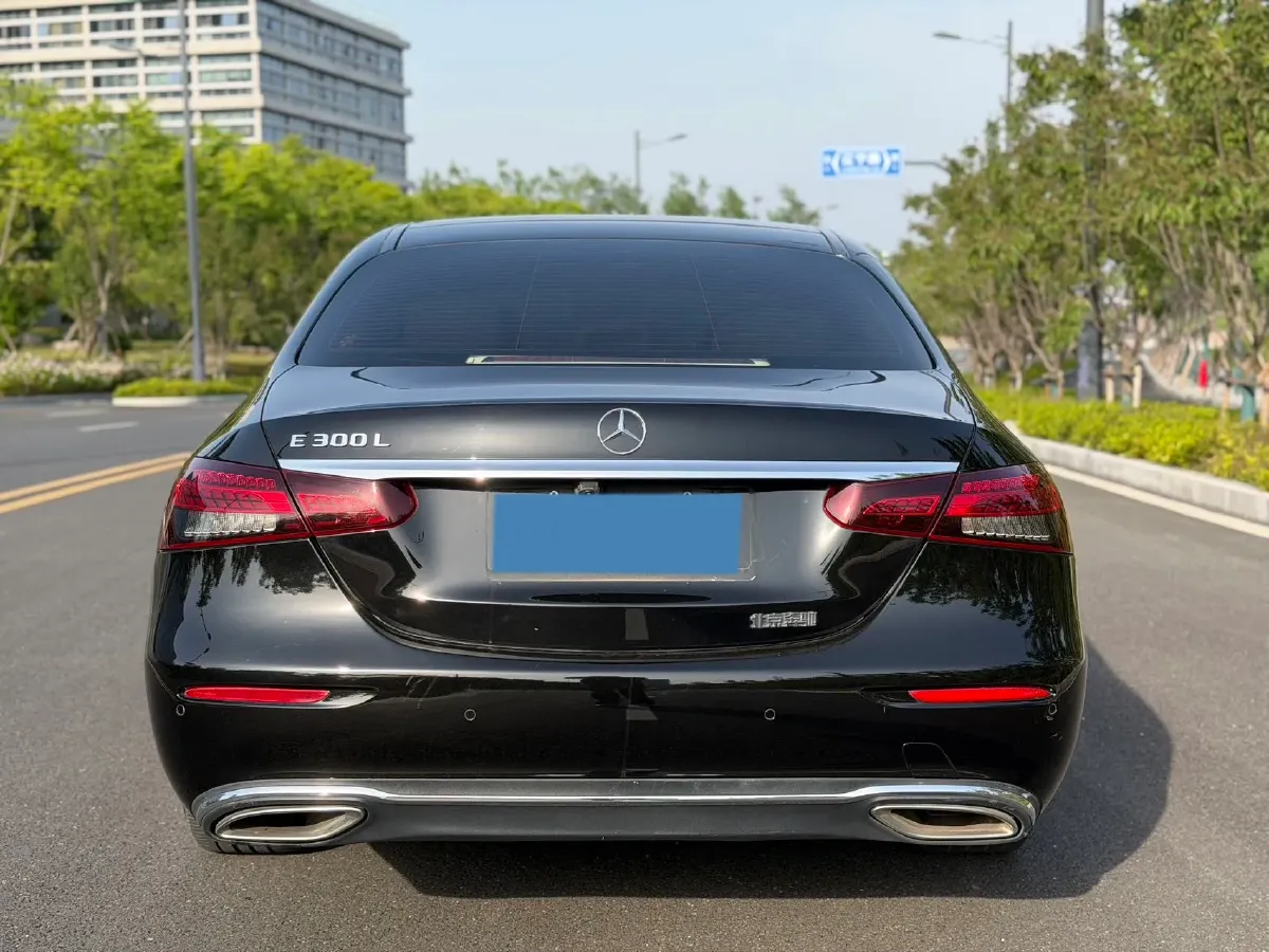 2021 Mercedes-Benz E Class 2.0T 258HP L4 9AT,autocango,china used car exporter,china ev exporter,chinese used car exporter,chinese used ev exporter