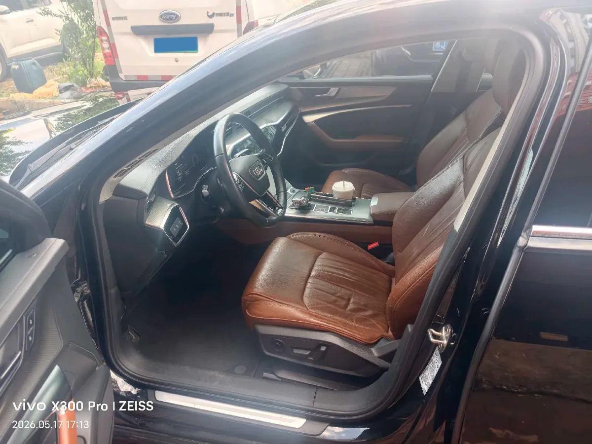 2020 Audi A6L 2.0T 190HP L4 7DCT,autocango,china used car exporter,china ev exporter,chinese used car exporter,chinese used ev exporter