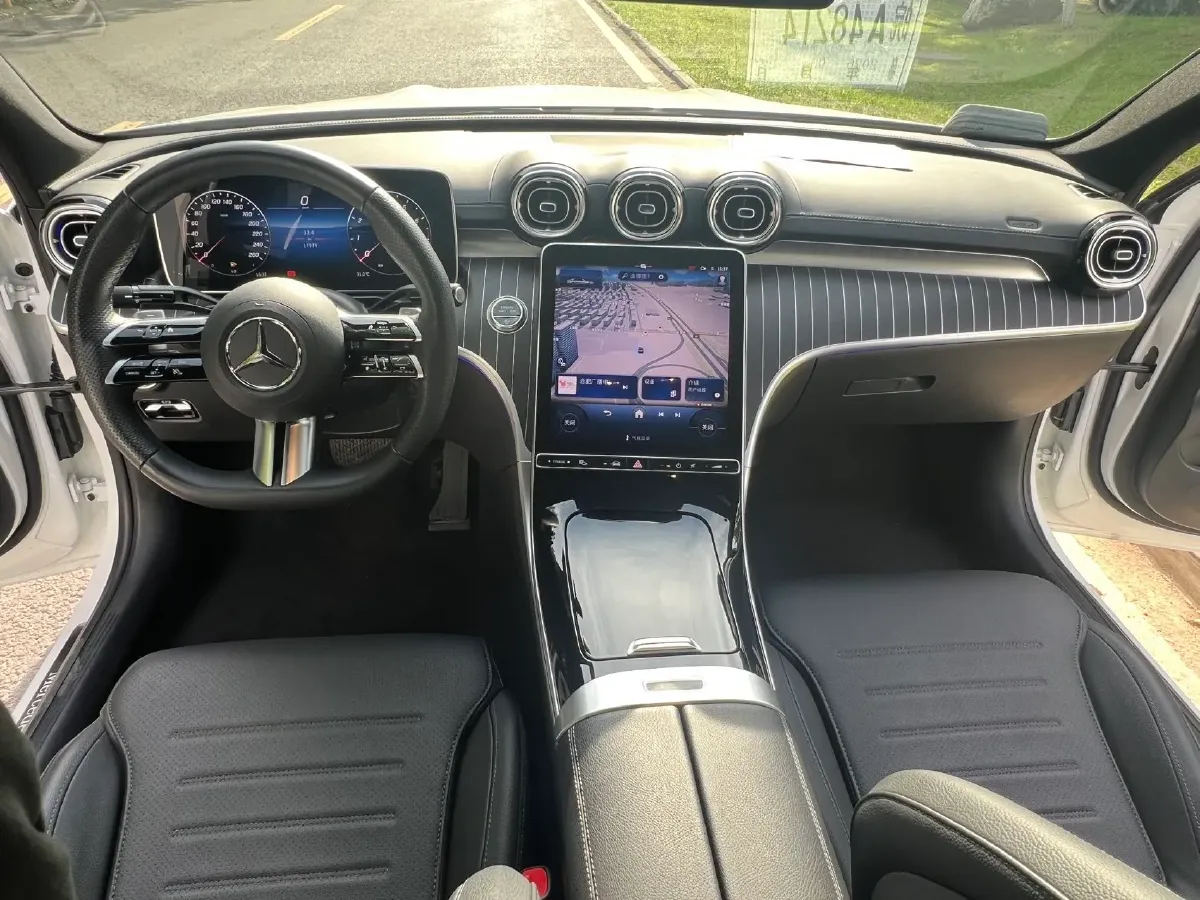 2025 Mercedes-Benz C Class 1.5T 204HP L4 9AT,autocango,china used car exporter,china ev exporter,chinese used car exporter,chinese used ev exporter