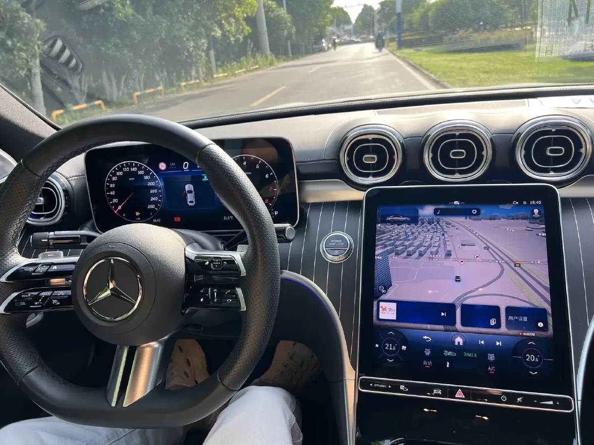 2025 Mercedes-Benz C Class 1.5T 204HP L4 9AT,autocango,china used car exporter,china ev exporter,chinese used car exporter,chinese used ev exporter