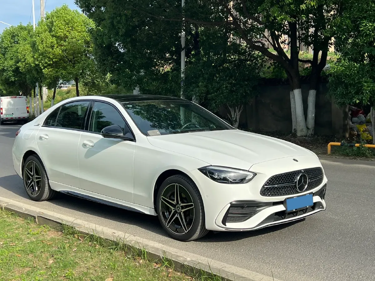 2025 Mercedes-Benz C Class 1.5T 204HP L4 9AT,autocango,china used car exporter,china ev exporter,chinese used car exporter,chinese used ev exporter